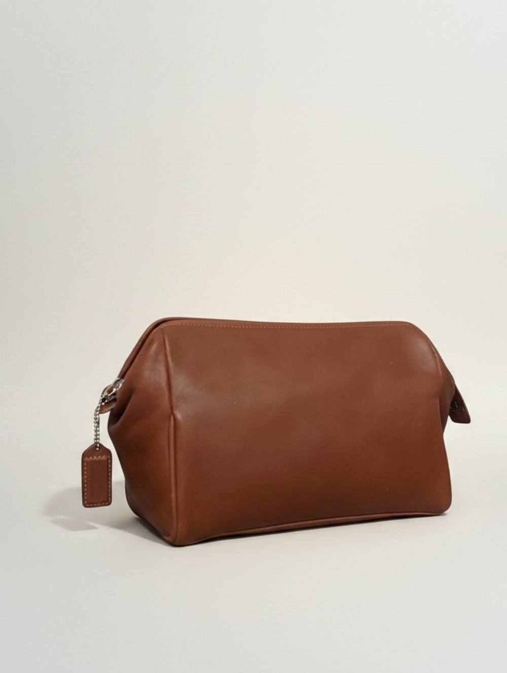 Coach Y2K Vintage Mens Soft Leather Travel Bag Toiletry Kit No. F05406 Like New